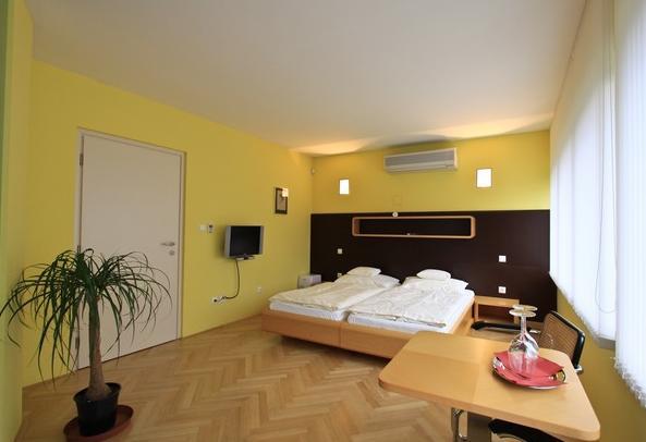 Penzion Branabeskyd Frýdlant nad Ostravicí Exterior foto